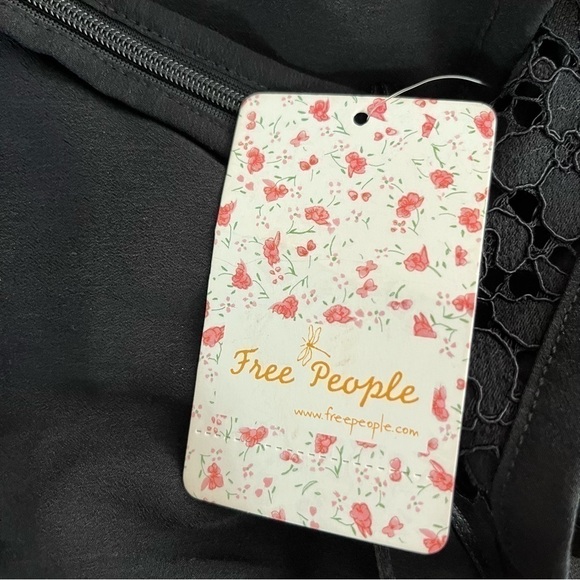 FREE People Black Lace Dress Size XS NWT - Picture 9 of 11